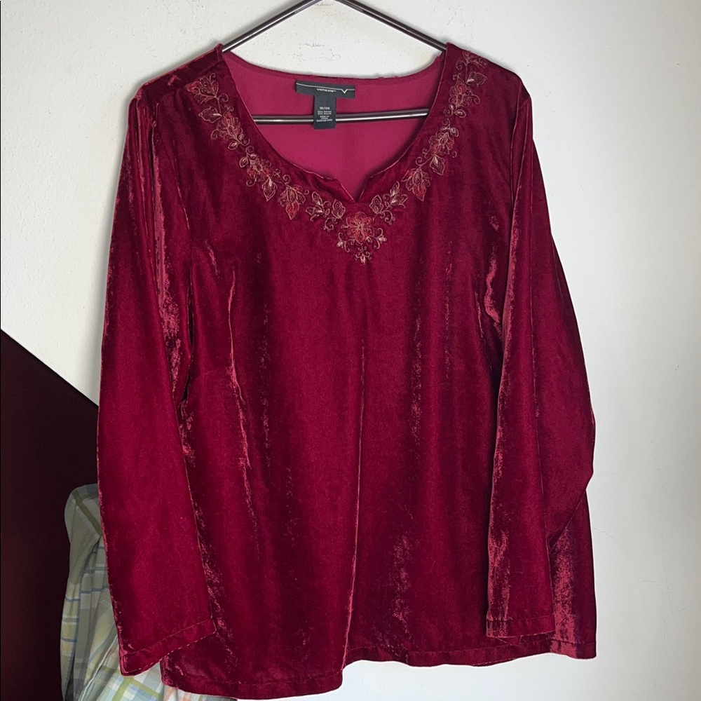 Venezia Deep‎ Wine Velvet Embroidered V-Neck Blouse 18/20